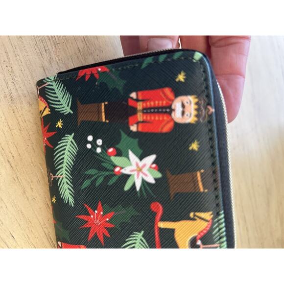Xmas Holiday Wallet Rocking Horse Nutcracker Wizard Wallet Coin Purse Buxton - Picture 5 of 7